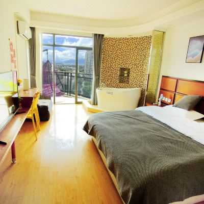 隐山海景大床房