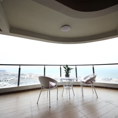 精品.海景270度超大露台套房