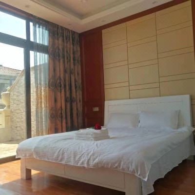 温馨九房双拼别墅