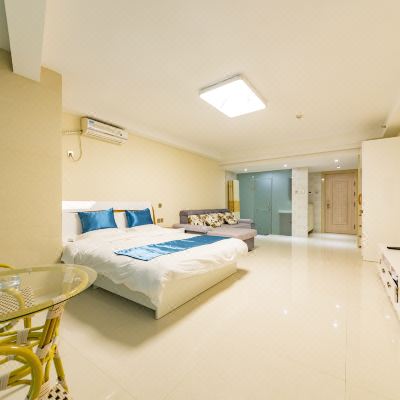 近海舒适大床房