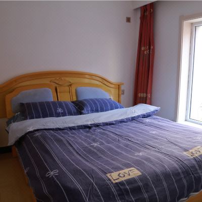 经济大床房(公共卫浴)