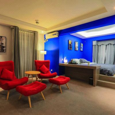 观影日式榻榻米大床房