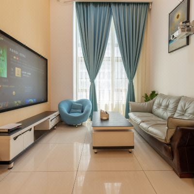 复式巨幕影音大床房-100寸高清投影