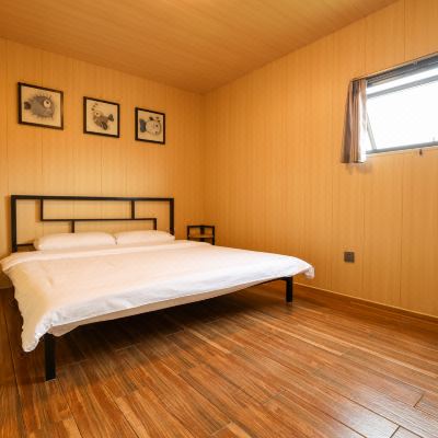 精品四人别墅房