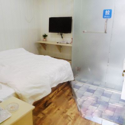 恋影小屋精品榻榻米间(无窗)