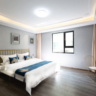 抚琴丨舒适大床房