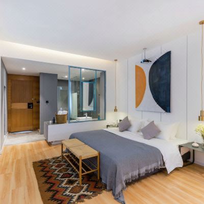 茶趣豪华大床房