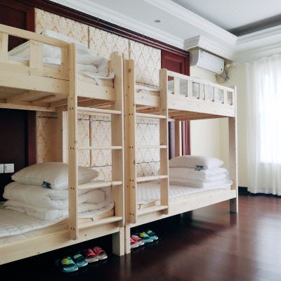 豪华八人间(床位)