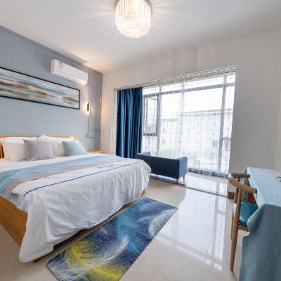 轻享清雅大床套房（一房一厅）