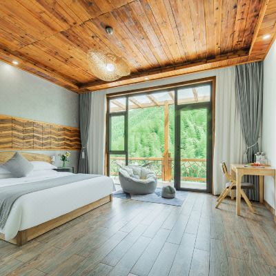 好时无闲·阳台山景大床房