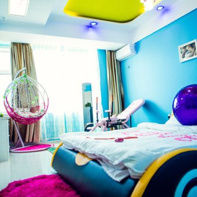 汽车床之旅（电动床+八爪椅）