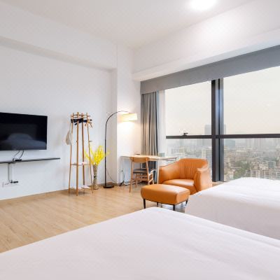 摩天轮景观豪华双床房(可拼大床）