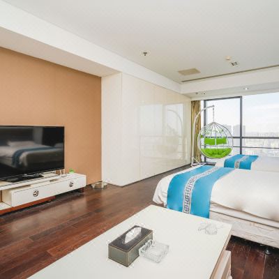 温馨市景亲子房