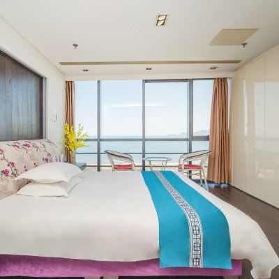 180度看海大床房