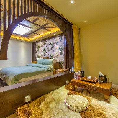 紫凤臻品大床房