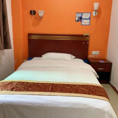 单间(公共卫浴)无空调