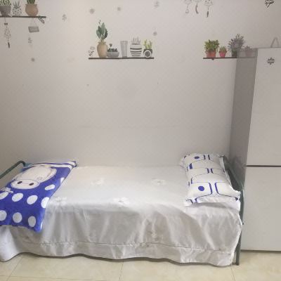 经济舱位房(床位)(公共卫浴)