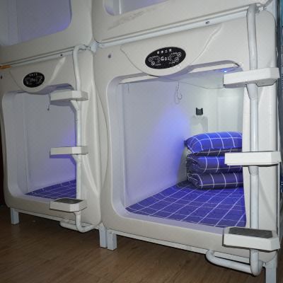 四人舱位房(床位)(公共卫浴)