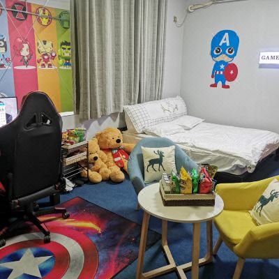 电竞漫威英雄双人大床房