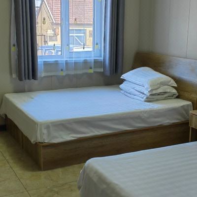 普通温馨家庭房