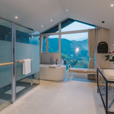 云泥·豪华山景大床房(亲子房)