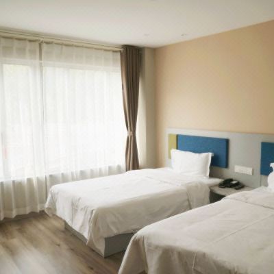 书香景观双床房