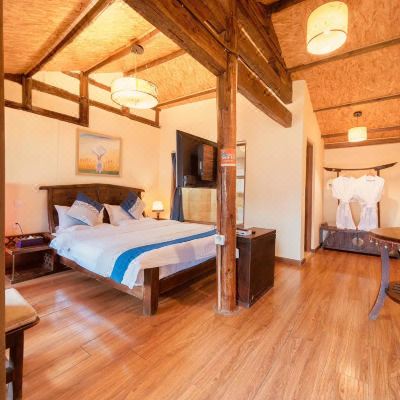 临雲西顾观花大床房