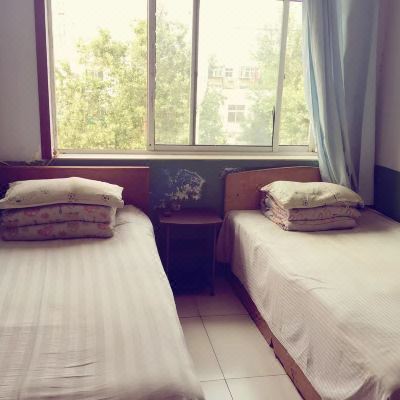 普通双人间(公共卫浴)