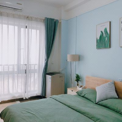 拂晓阳光大床房