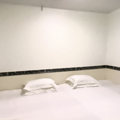 有氧两室一厅一厨一卫家庭套房