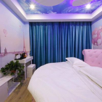 云端漫步主题房