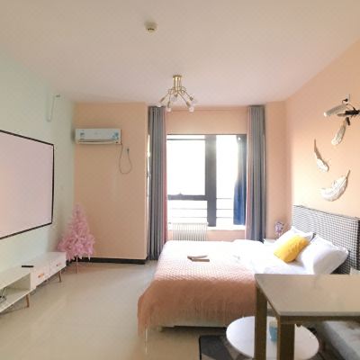 亲·爱的投影主题大床房