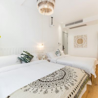 木木里-栗色舒适双床房