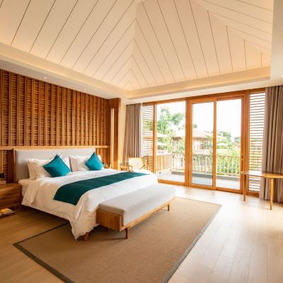 花舍温泉湖景大床房