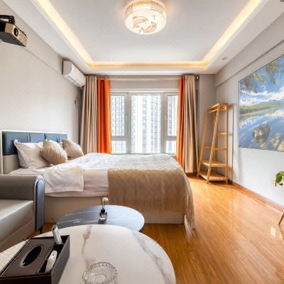 轻奢投影大床房