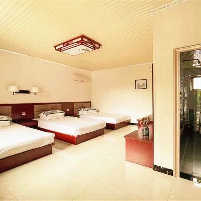 豪华三人间（空调）