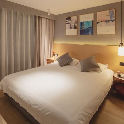 流云舒适大床房