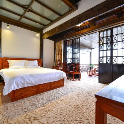 观景豪华大床房