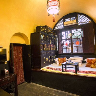 富贵荣华窑洞土炕房