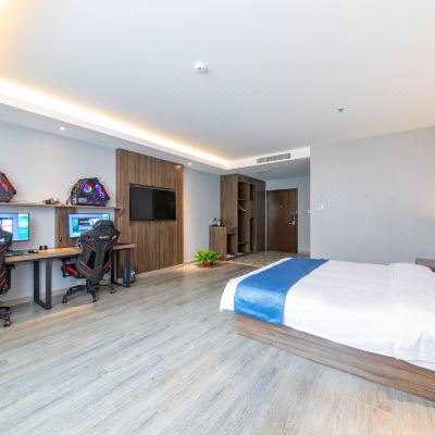 沉浸式上分电竞大床房