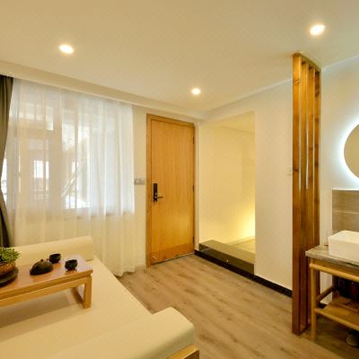 独立客厅家庭亲子房