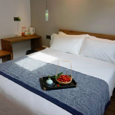 青岑·舒适大床房