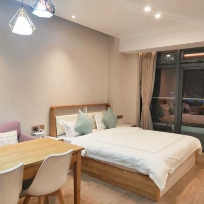 沐雪江景大床房（配备冰箱洗衣机）