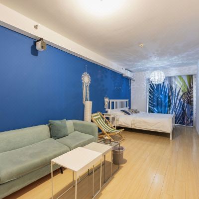 鲸品汉尼斯智能大床房(洗衣机+乳胶床垫+投影仪)