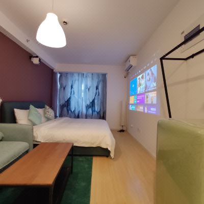 鲸选克洛克智能大床房