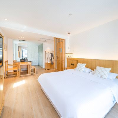 田园浴缸大床房