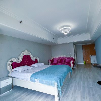 悦宿丨豪华欧式大床房