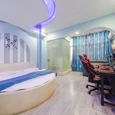 航海时代2人电竞房