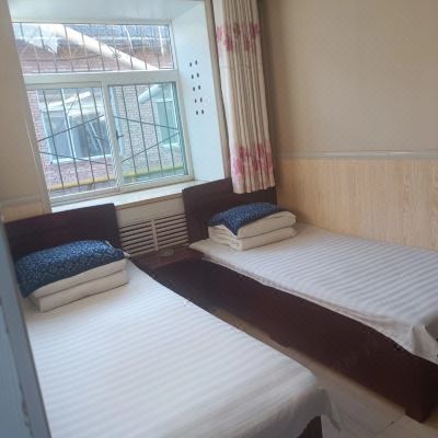 普通双床房（公共卫浴）