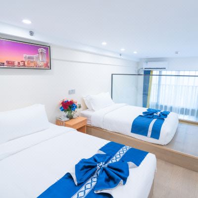 山景loft奢华三床房